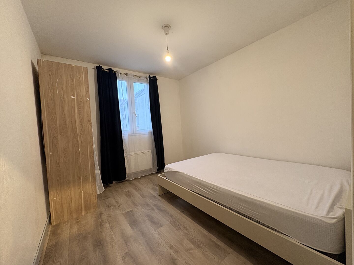 Photo Brest Saint-Marc T2 de 44 m2 avec parking, cave, piscine & tennis image 5/6