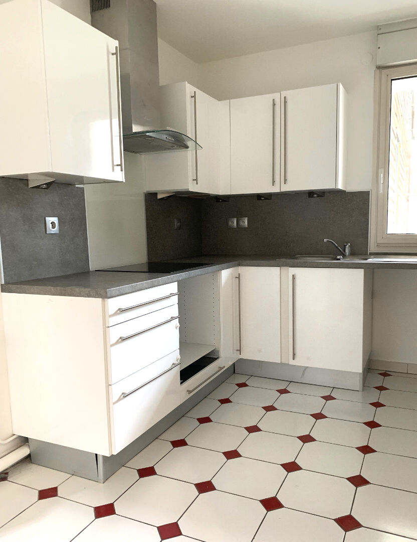 Appartement · 2 pièces · 45 m² — photo 3 sur 8