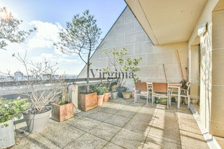 Appartement · 5 pièces · 150 m² — photo 2 sur 7