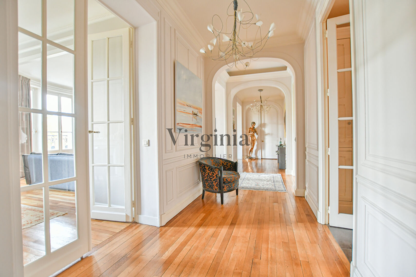 Appartement · 5 pièces · 191 m² — photo 3 sur 13