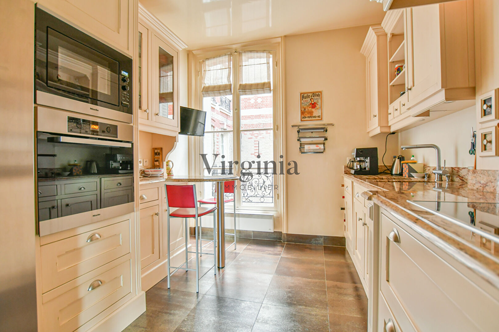Appartement · 5 pièces · 191 m² — photo 6 sur 13