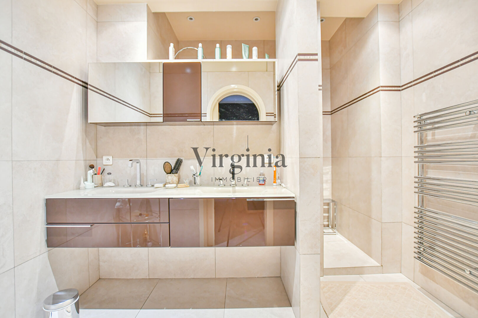 Appartement · 5 pièces · 191 m² — photo 8 sur 13