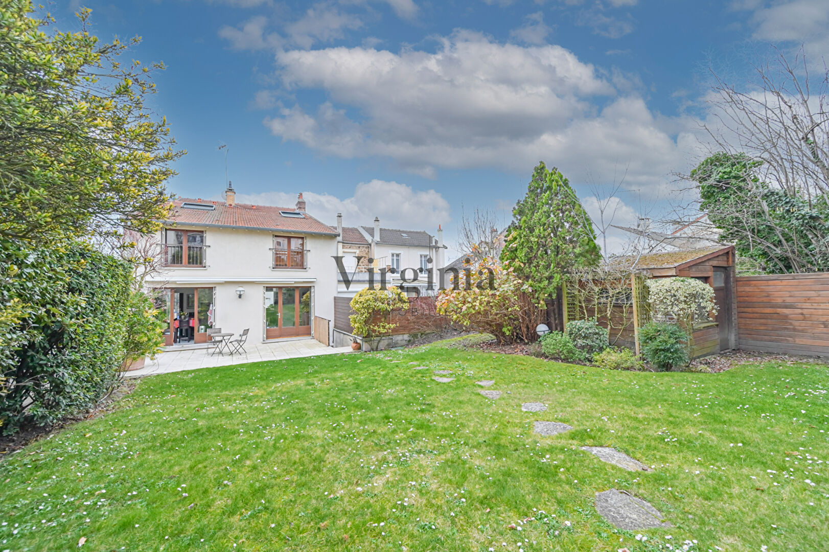 Maison · 6 pièces · 180 m² — photo 2 sur 10