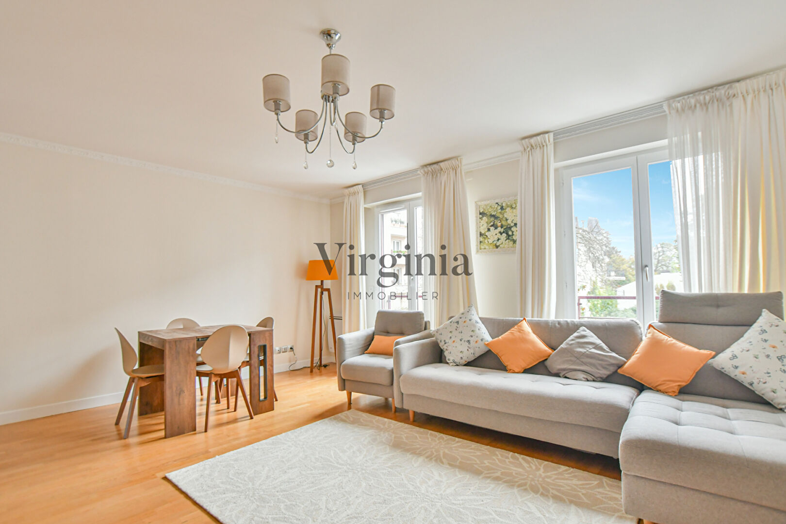 Appartement · 4 pièces · 87 m² — photo 2 sur 8