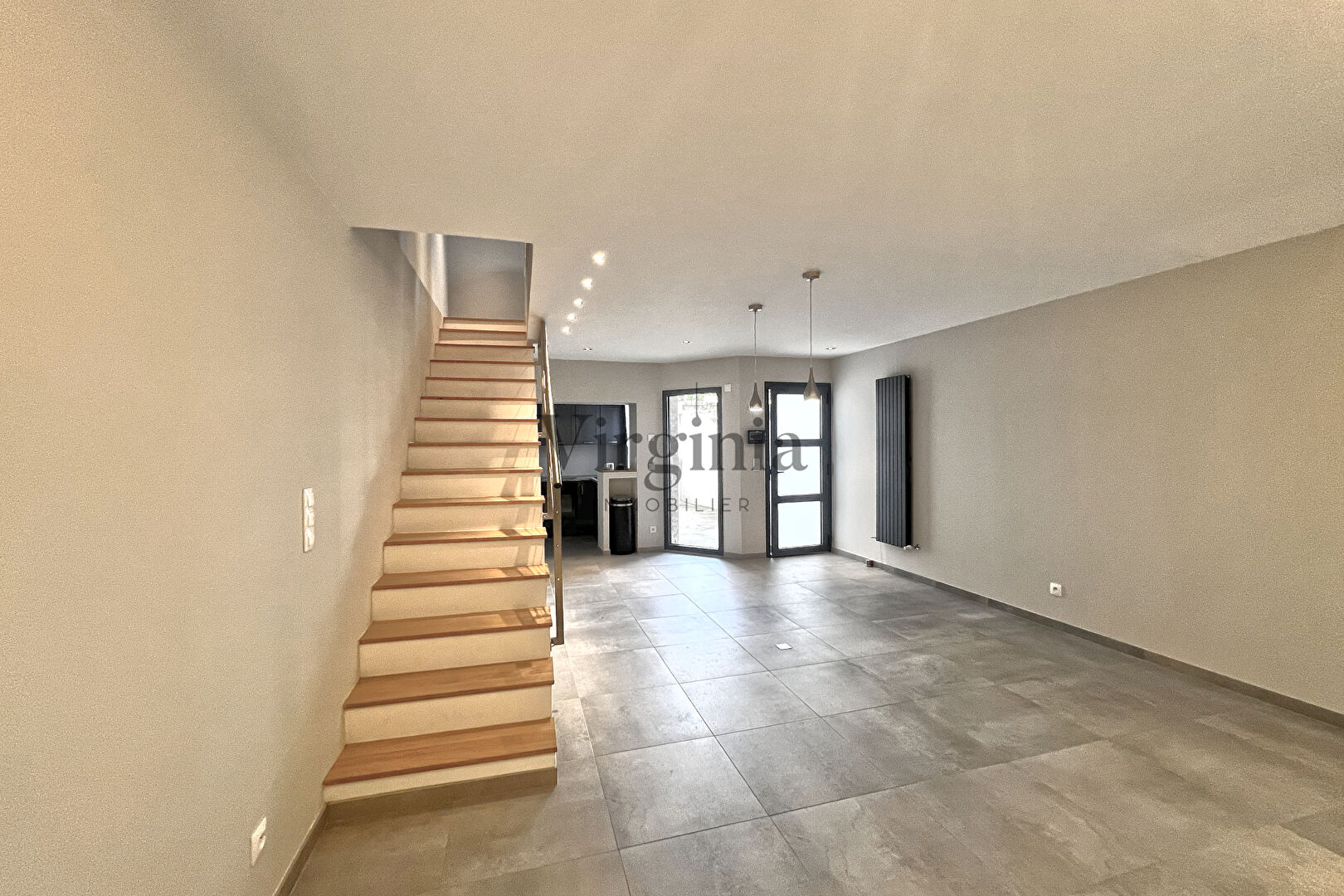Maison · 4 pièces · 142,8 m² — photo 1 sur 7