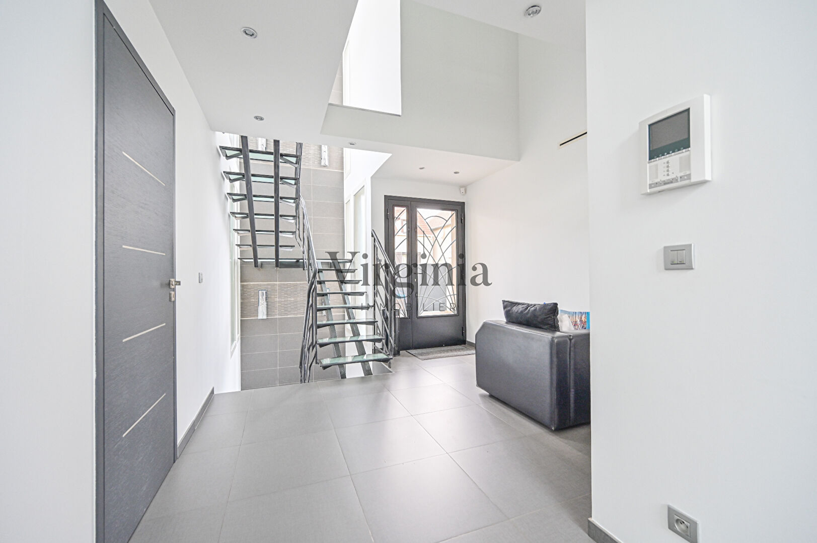 Maison · 7 pièces · 174,1 m² — photo 3 sur 6