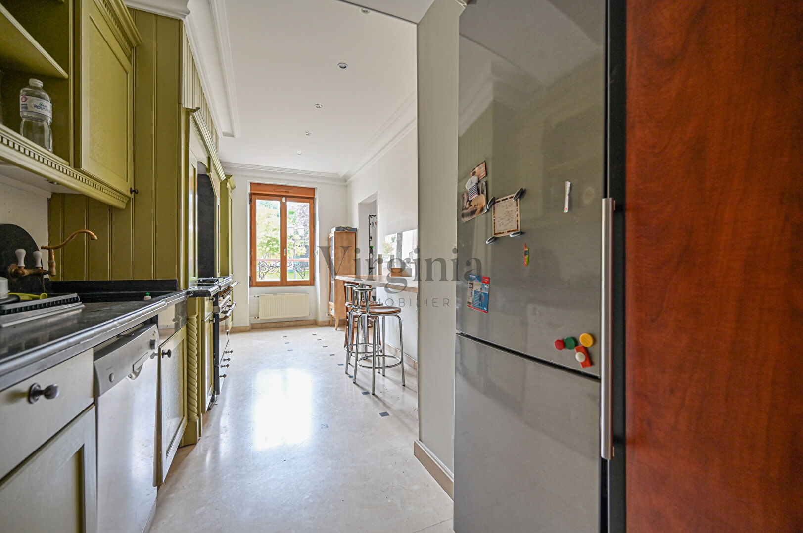 Maison · 7 pièces · 189,3 m² — photo 4 sur 10