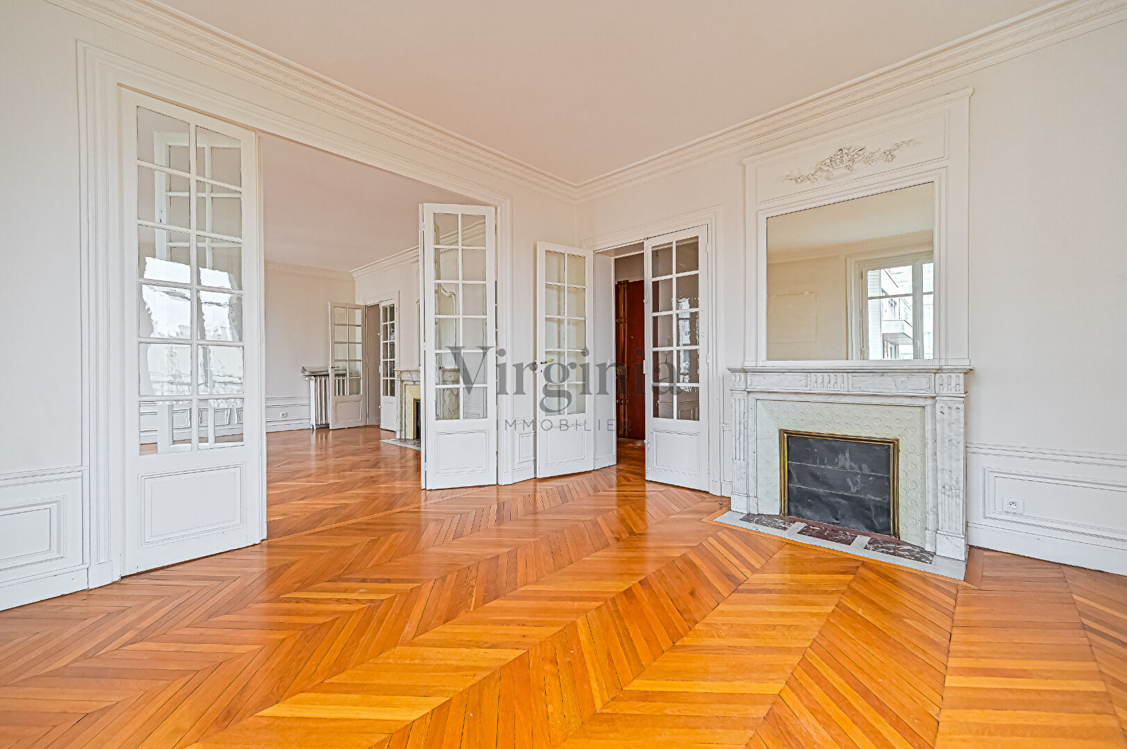 Appartement · 5 pièces · 123,3 m² — photo 1 sur 8