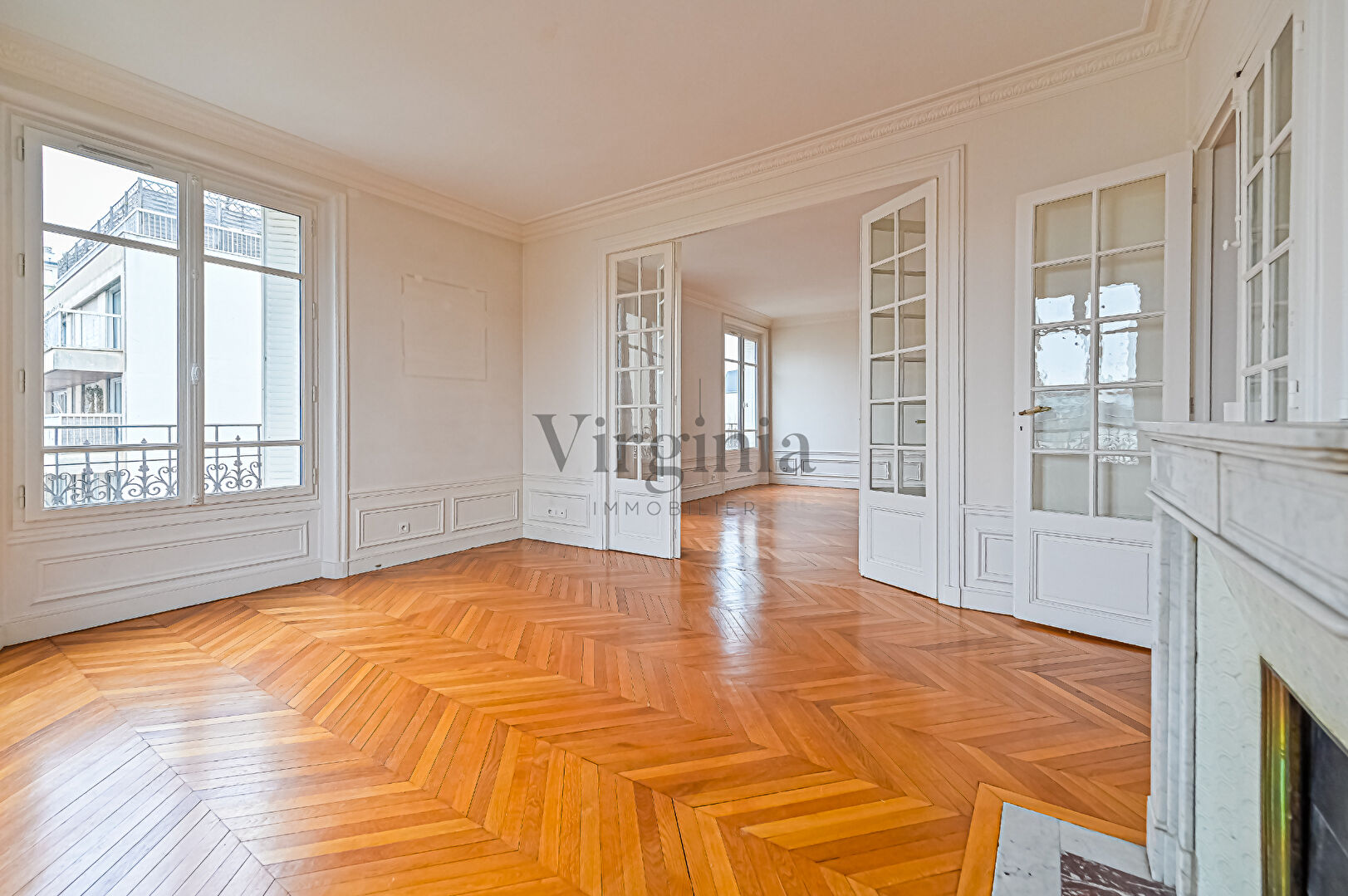Appartement · 5 pièces · 123,3 m² — photo 2 sur 8