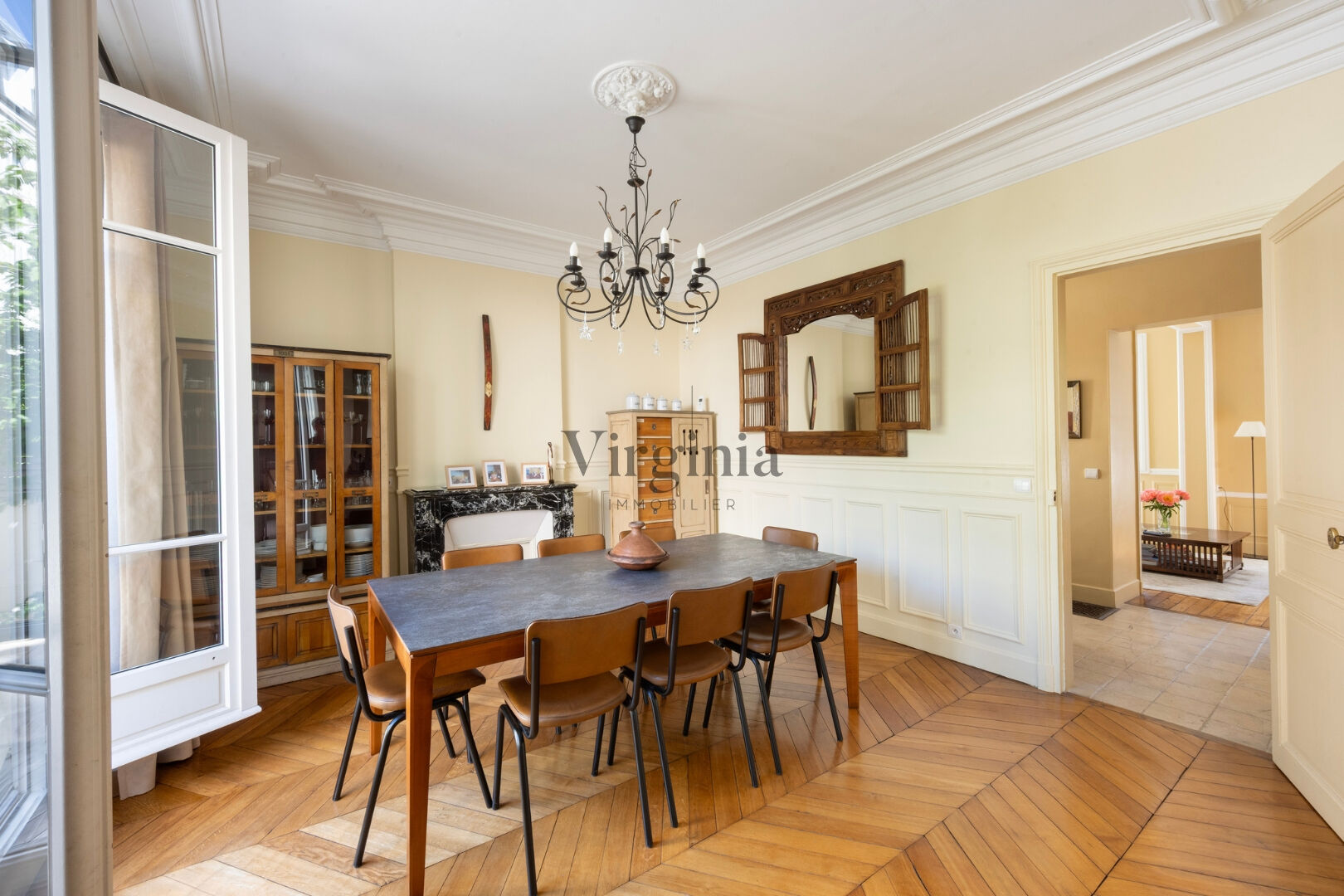 Maison · 5 pièces · 233,3 m² — photo 4 sur 10