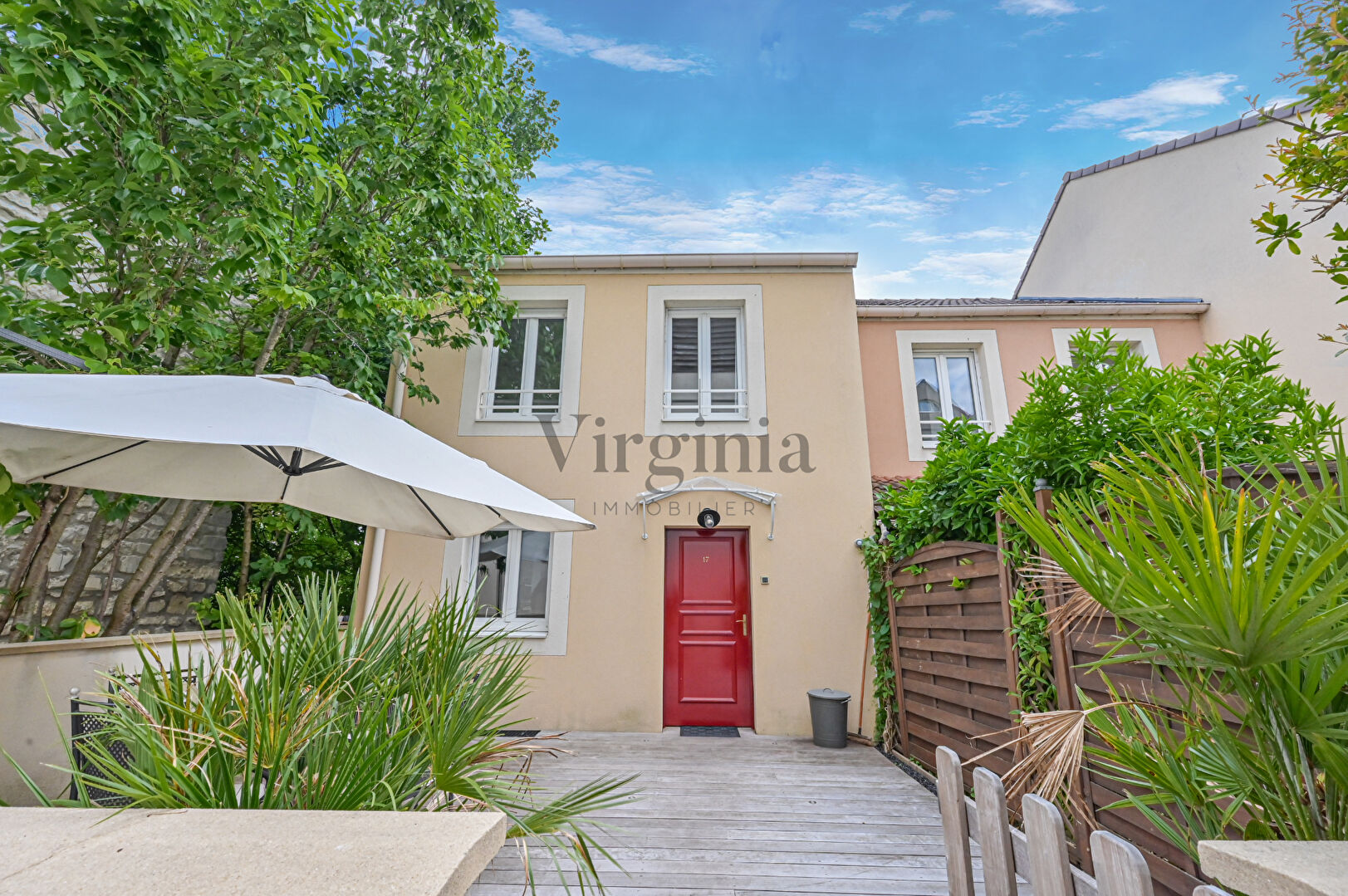 Maison · 6 pièces · 160 m² — photo 1 sur 17