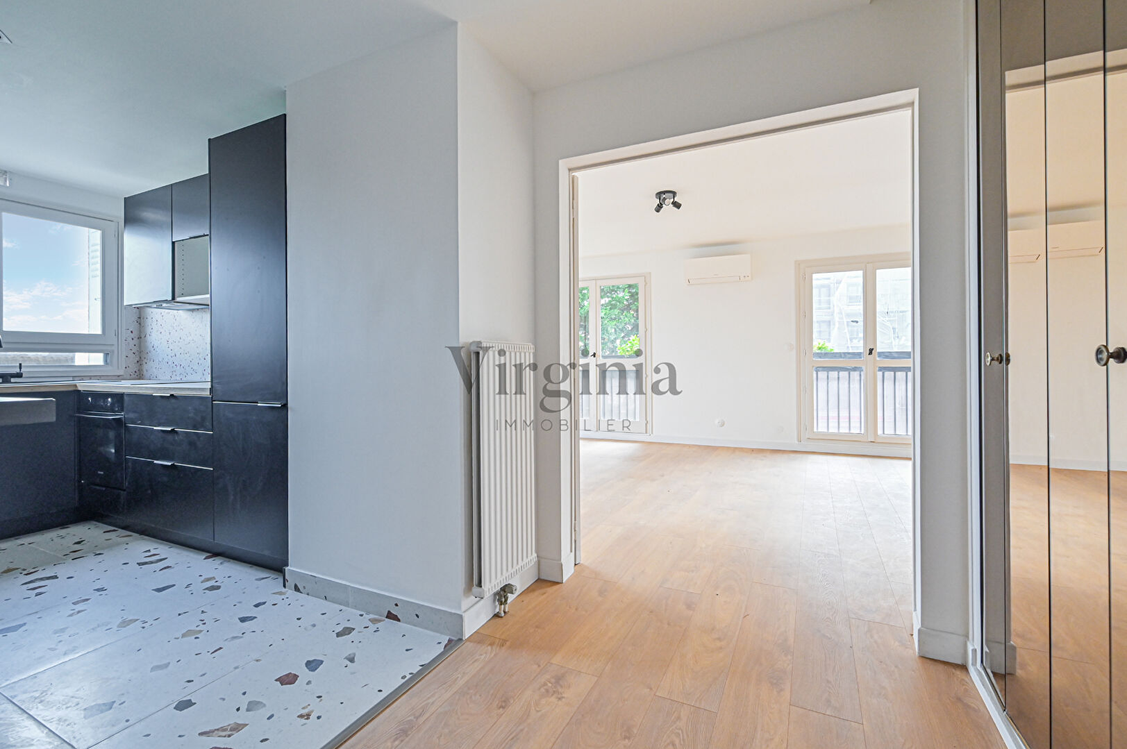 Appartement · 4 pièces · 90,4 m² — photo 3 sur 7