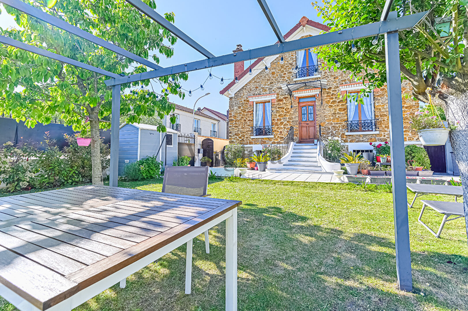 Maison · 4 pièces · 66,1 m² — photo 1 sur 10