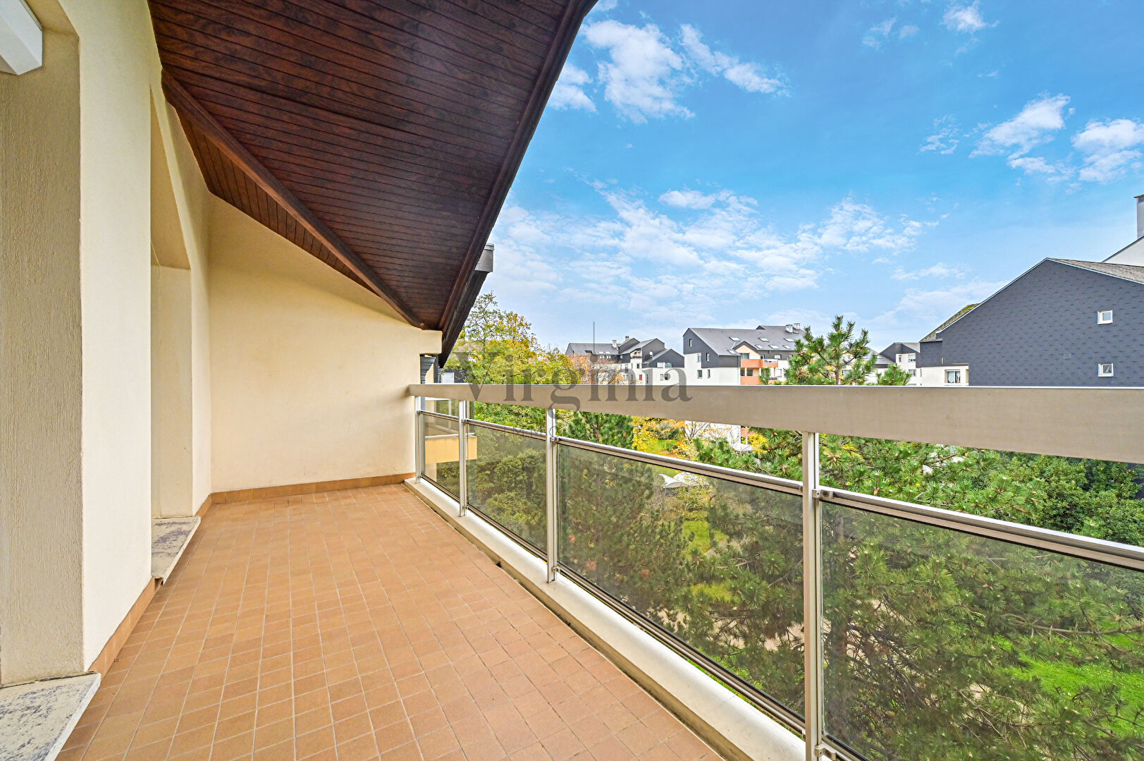 Appartement · 5 pièces · 130 m² — photo 1 sur 8