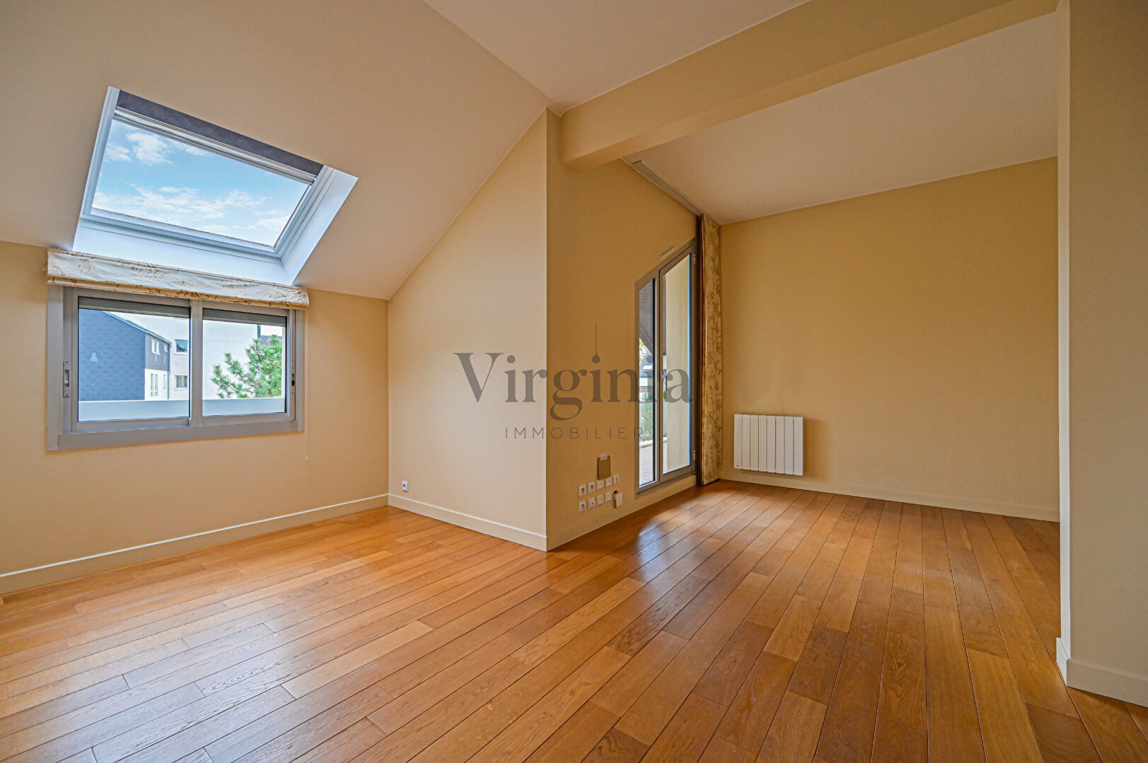 Appartement · 5 pièces · 130 m² — photo 2 sur 8