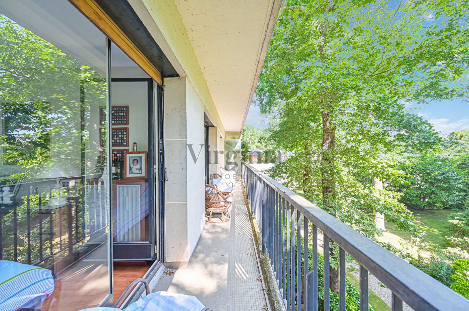 Appartement · 5 pièces · 141,1 m² — photo 2 sur 7