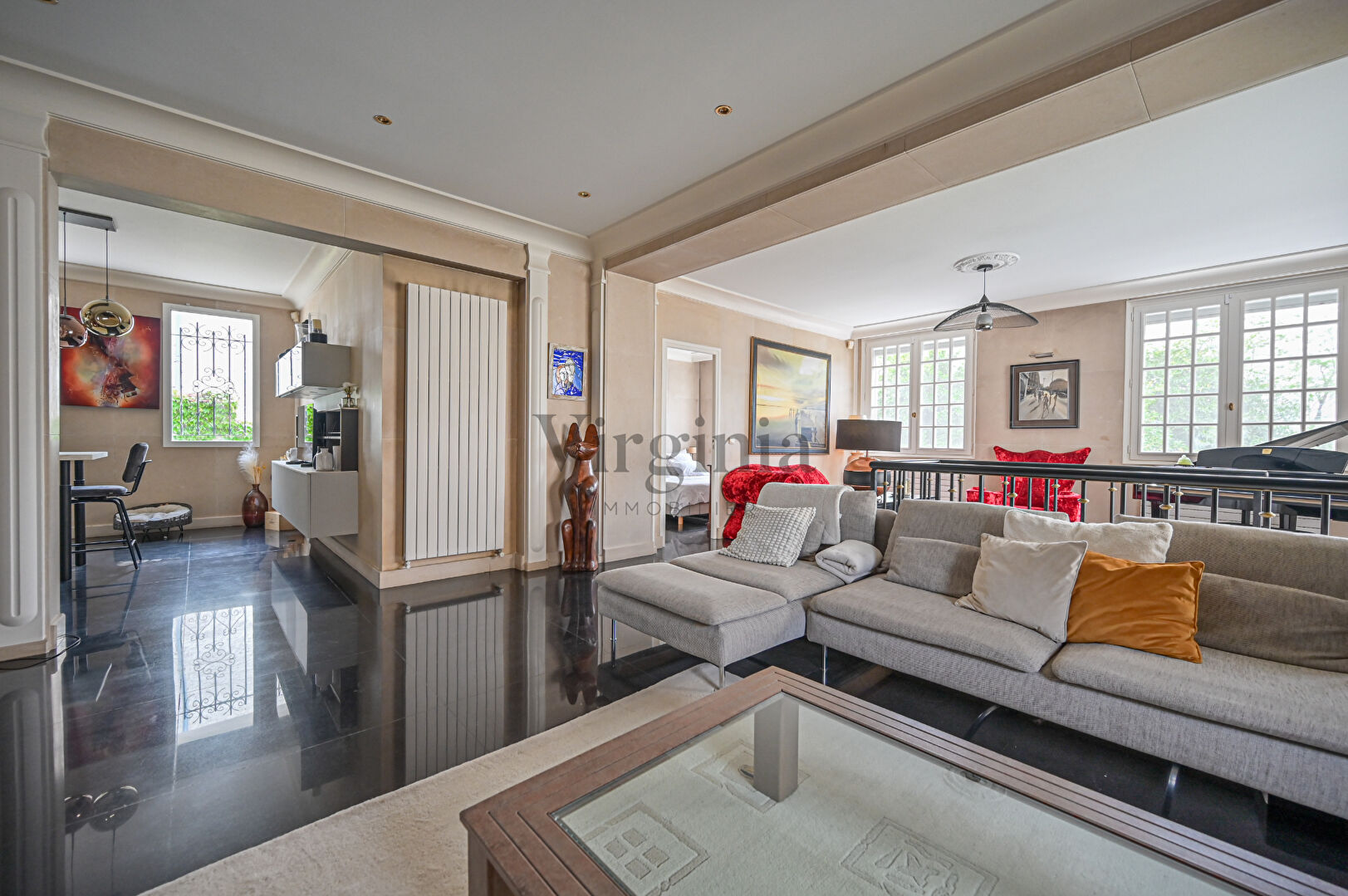 Maison · 7 pièces · 203,4 m² — photo 1 sur 9