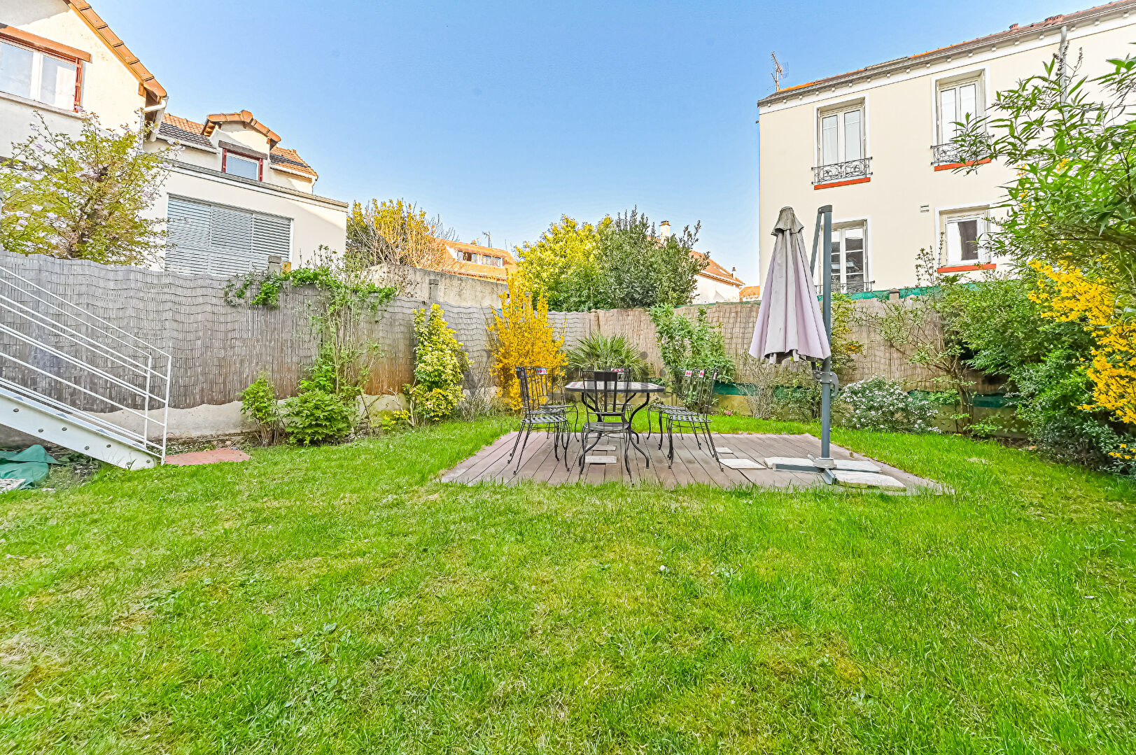 Maison · 8 pièces · 190,4 m² — photo 2 sur 13