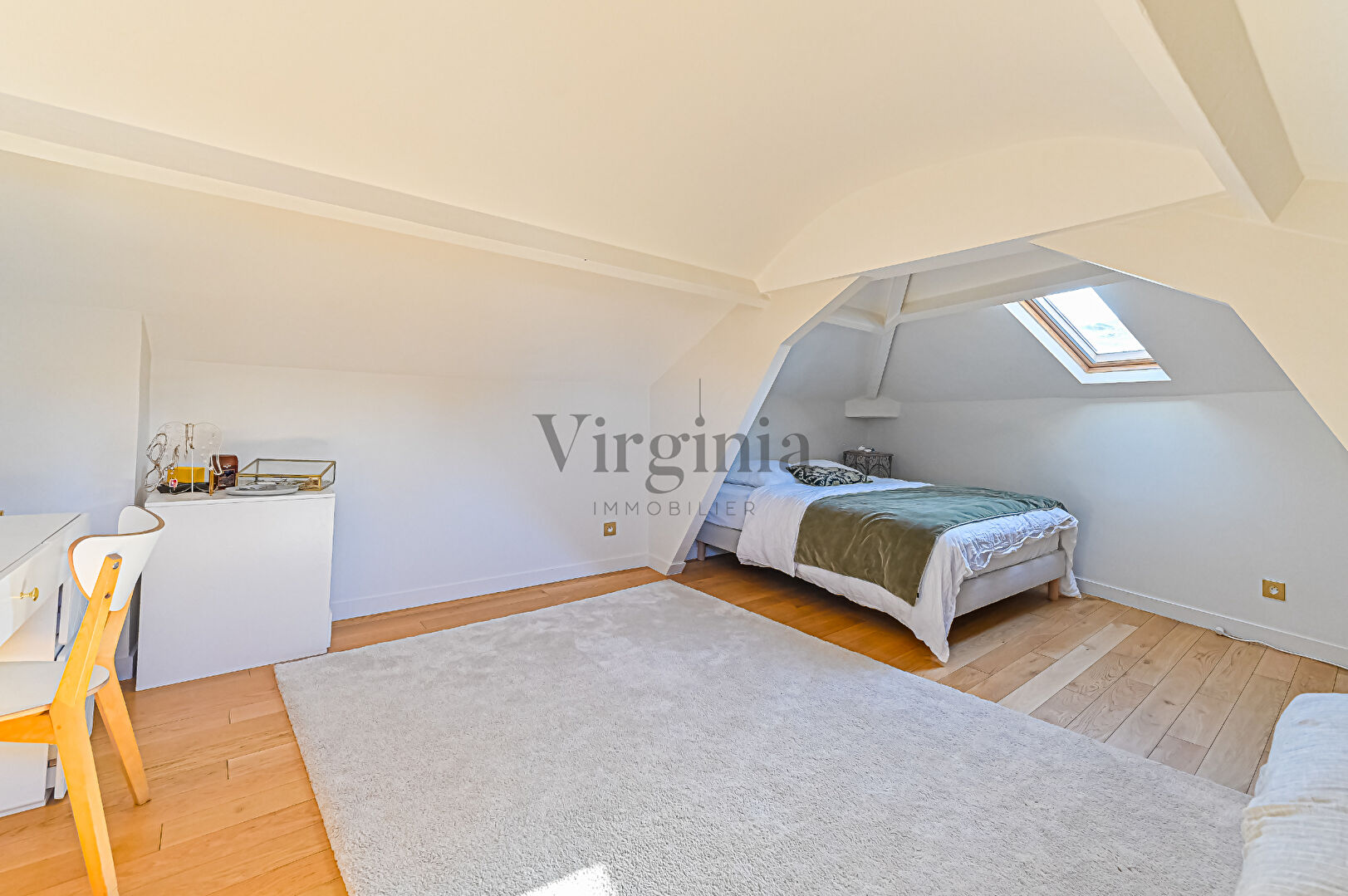 Maison · 8 pièces · 179 m² — photo 9 sur 12