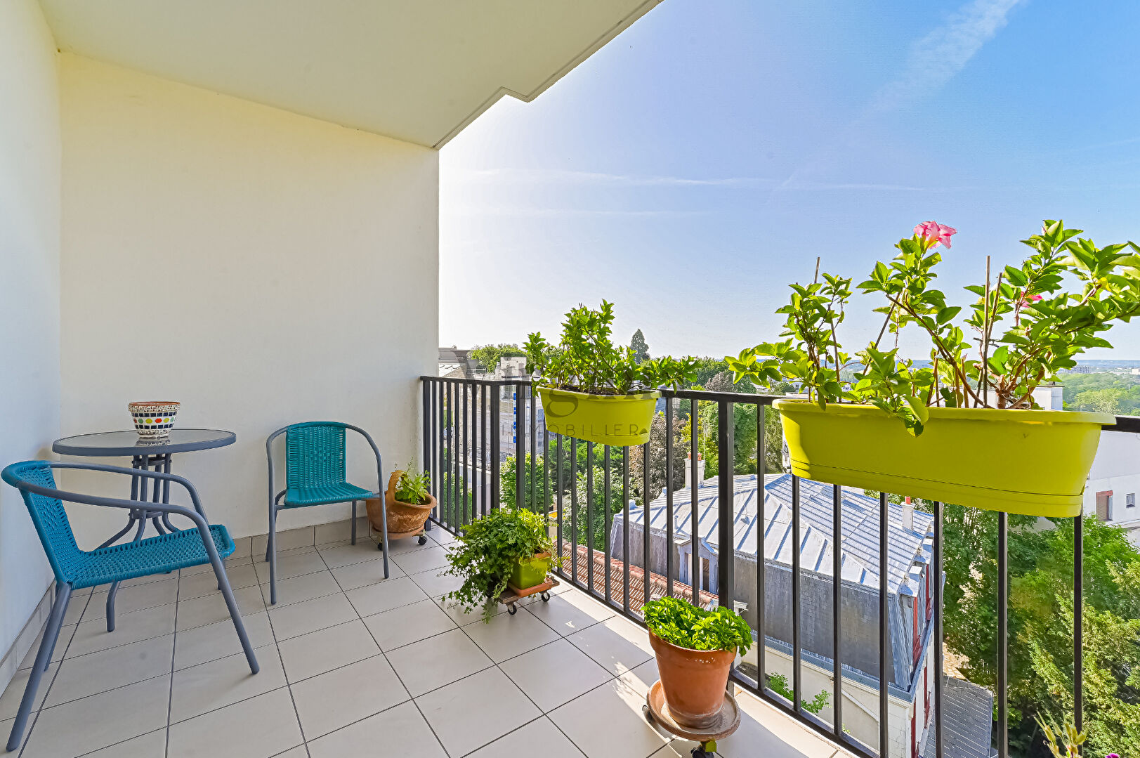 Appartement · 3 pièces · 79,3 m² — photo 3 sur 7