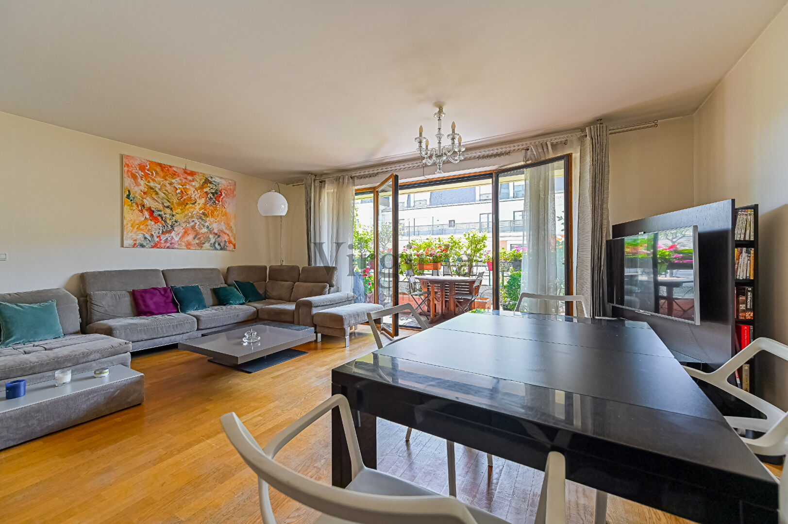 Appartement · 5 pièces · 120,7 m² — photo 3 sur 13