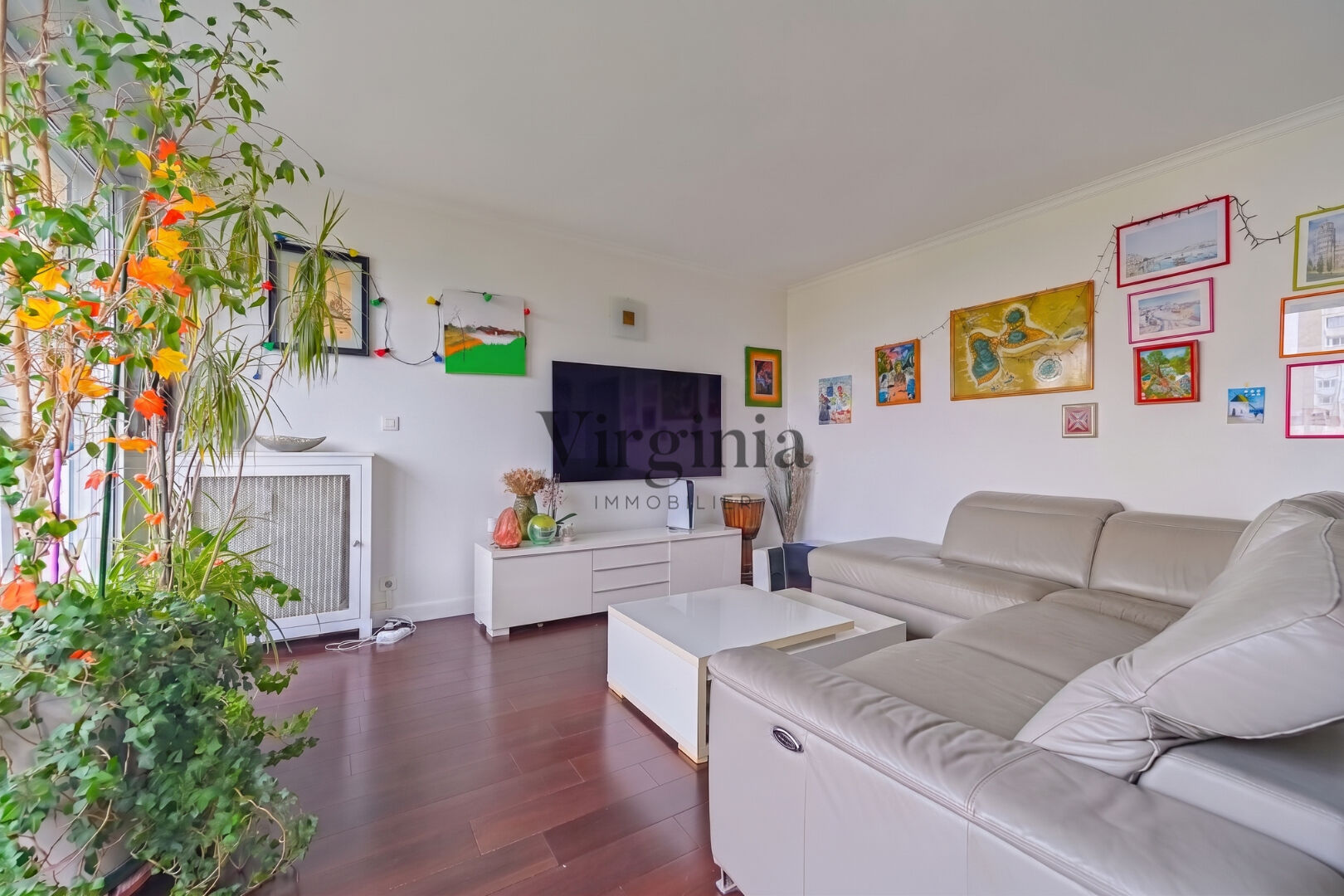 Appartement · 4 pièces · 82,3 m² — photo 1 sur 7