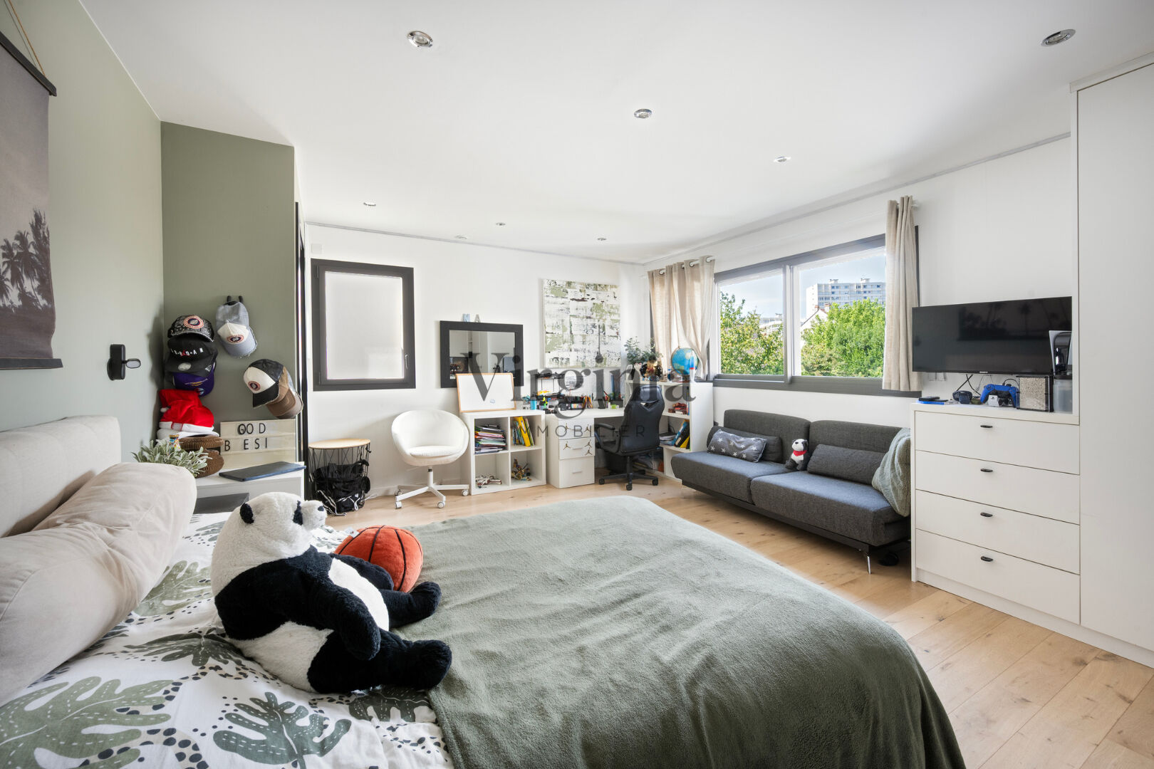 Maison · 10 pièces · 220 m² — photo 13 sur 18