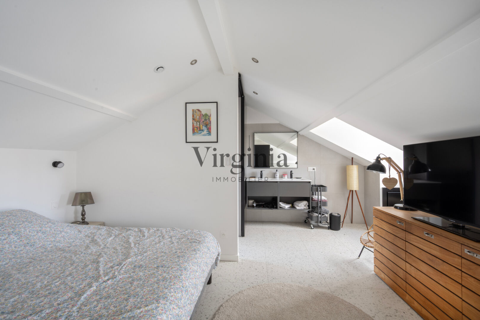Maison · 10 pièces · 220 m² — photo 16 sur 18