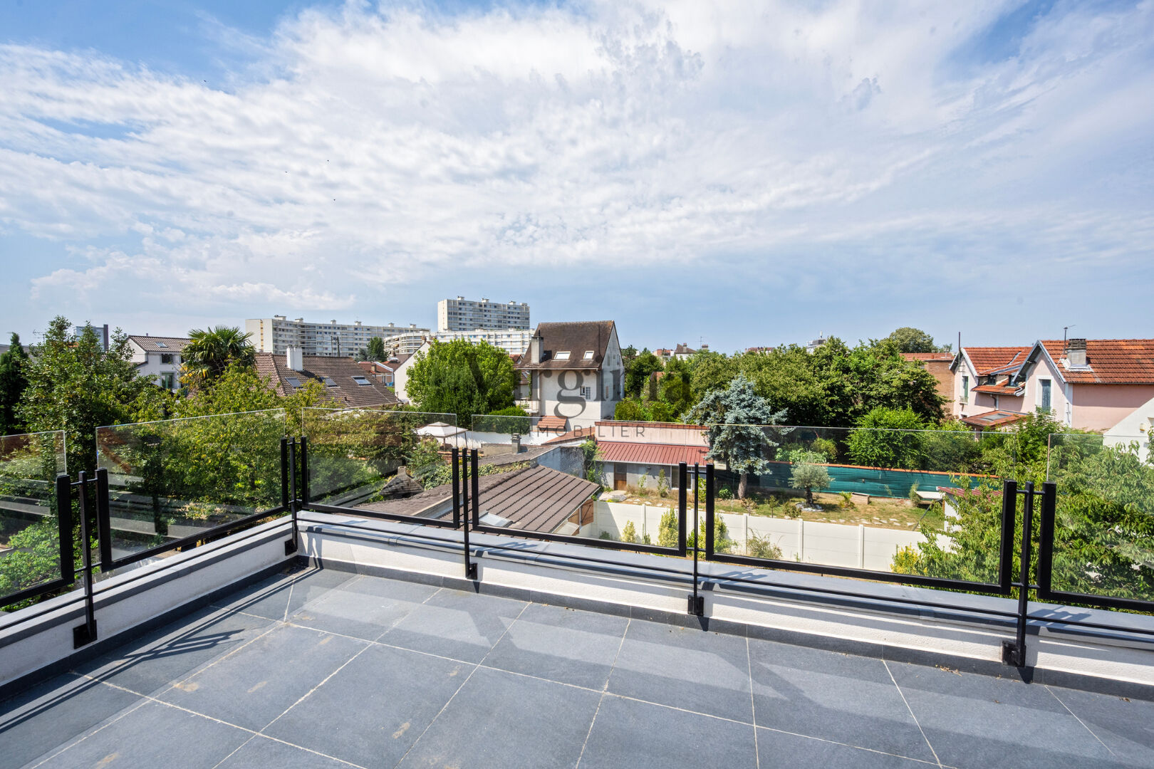 Maison · 10 pièces · 220 m² — photo 18 sur 18