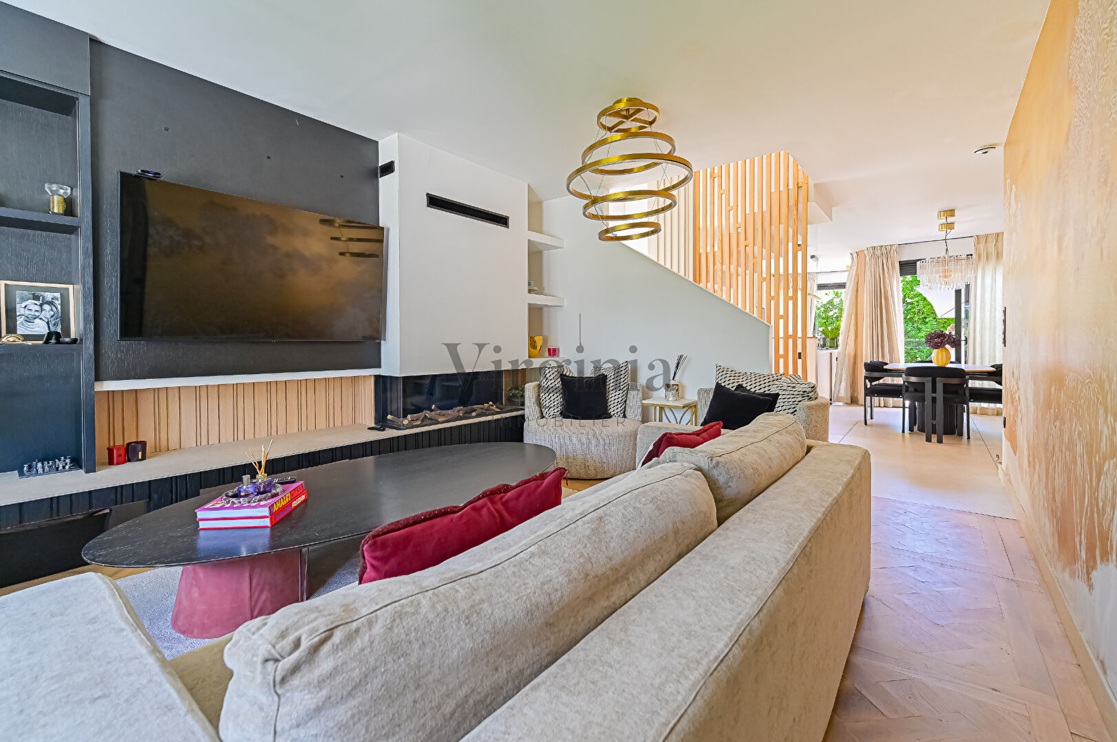 Maison · 7 pièces · 211 m² — photo 3 sur 18