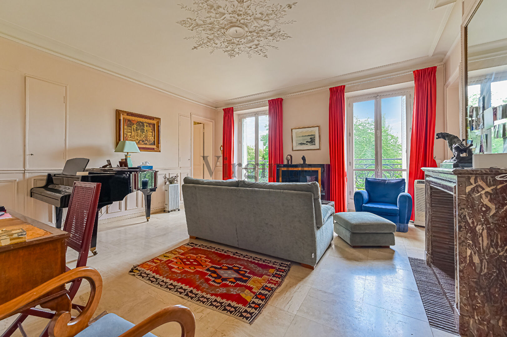 Appartement · 6 pièces · 151,9 m² — photo 1 sur 9