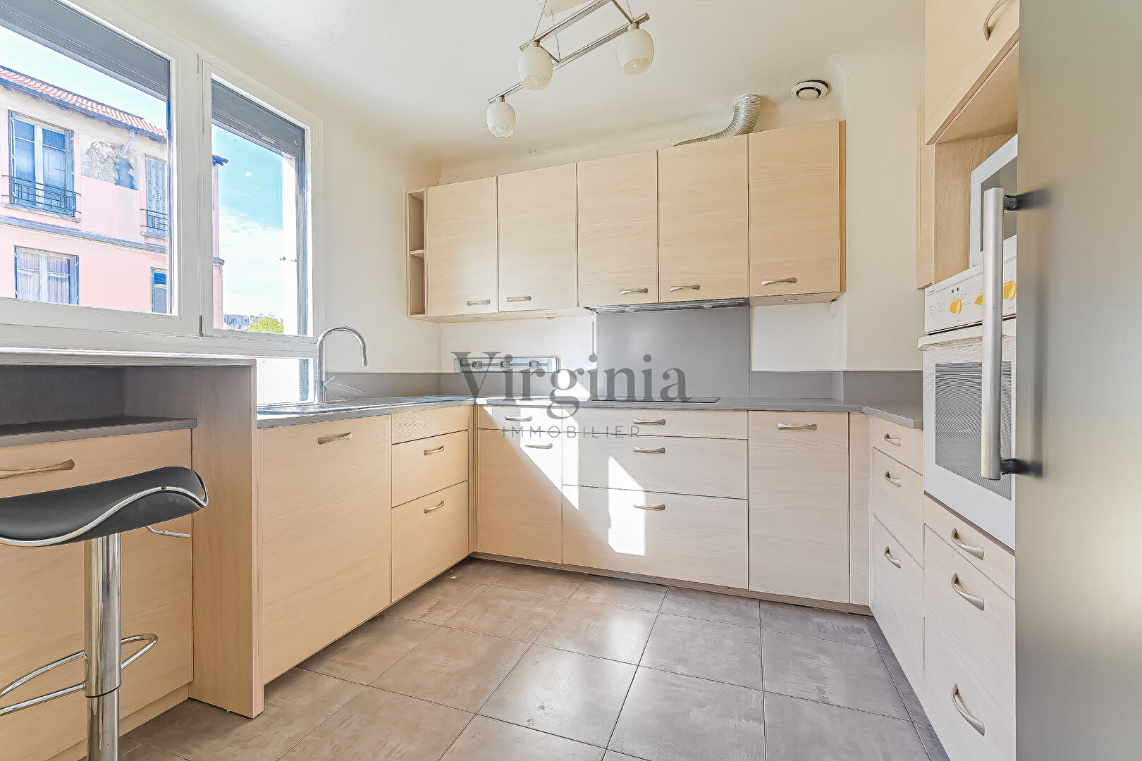 Maison · 8 pièces · 190,4 m² — photo 6 sur 13