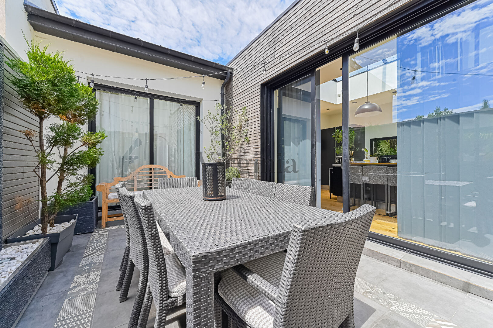 Maison · 8 pièces · 249 m² — photo 7 sur 17