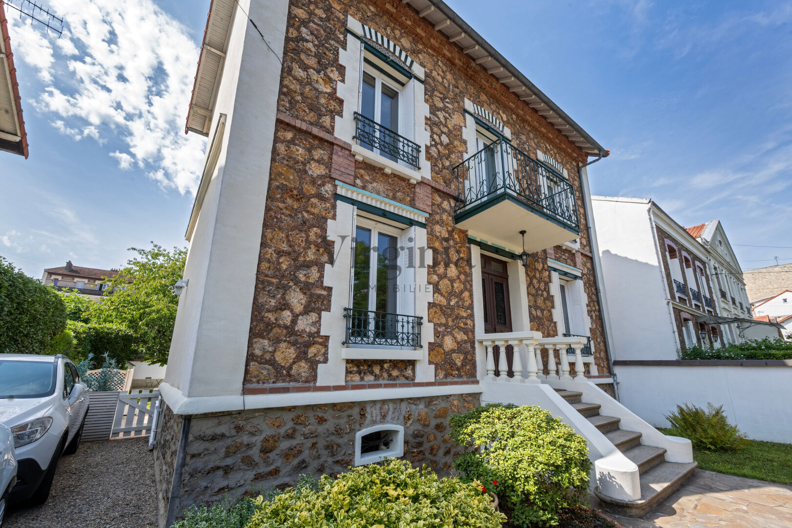 Maison · 8 pièces · 147 m² — photo 1 sur 9