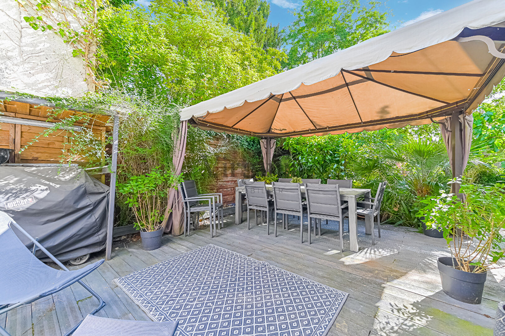 Maison · 8 pièces · 170 m² — photo 2 sur 13
