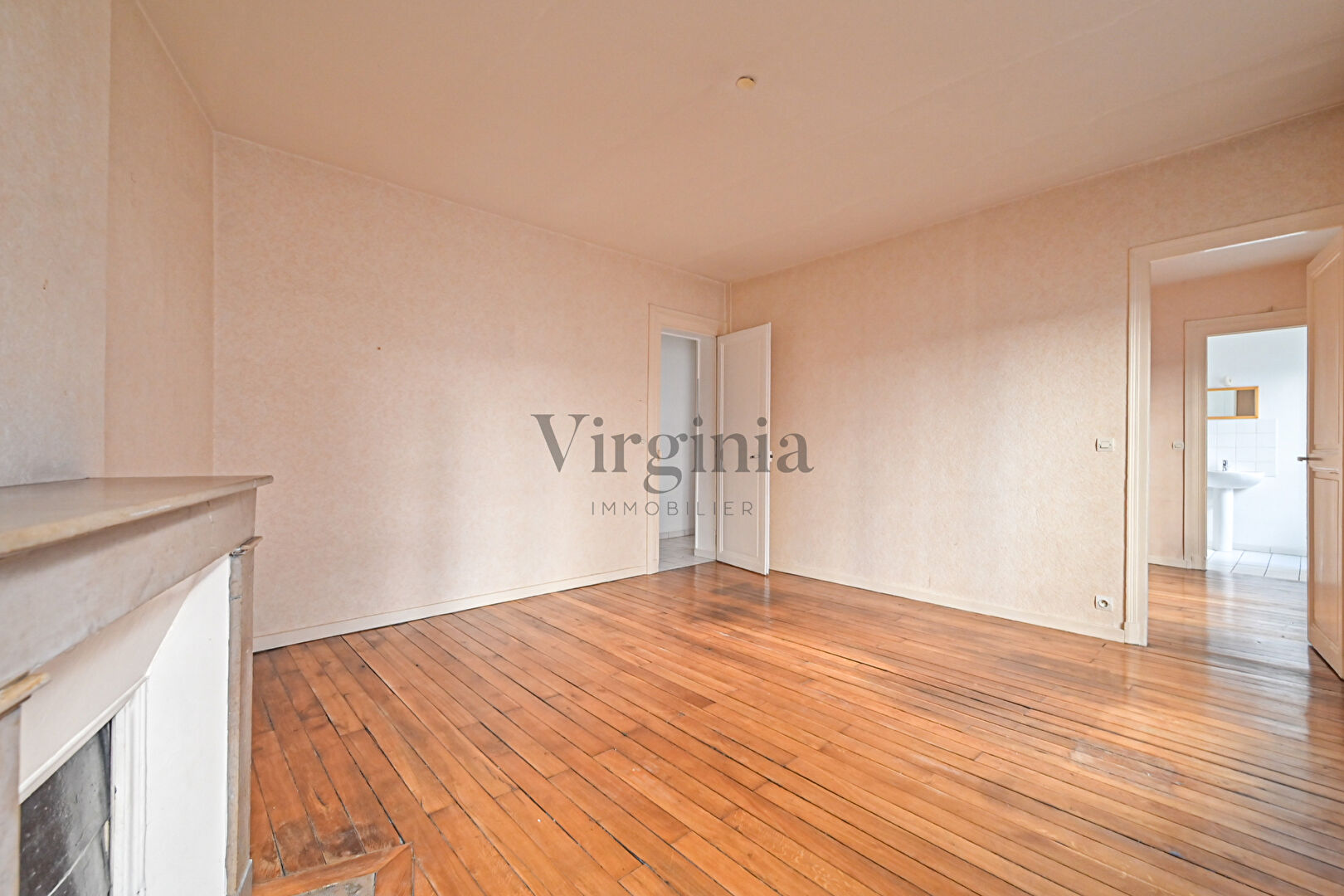 Appartement · 2 pièces · 42,4 m² — photo 3 sur 6