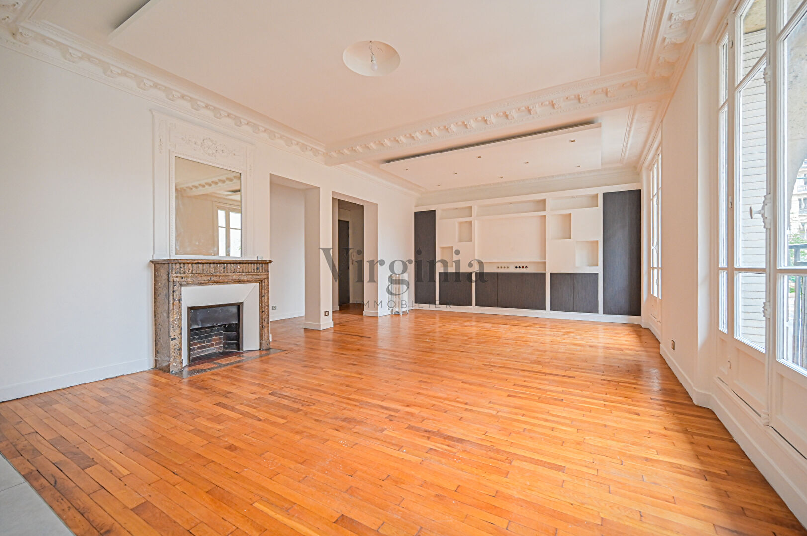 Appartement · 4 pièces · 101,8 m² — photo 2 sur 10