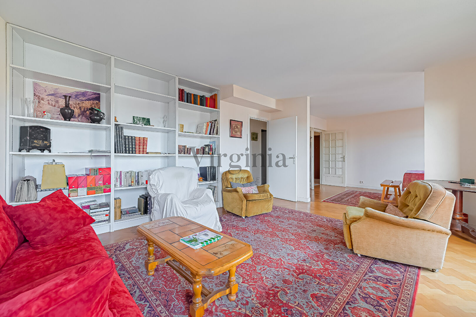 Appartement · 4 pièces · 99,7 m² — photo 2 sur 11