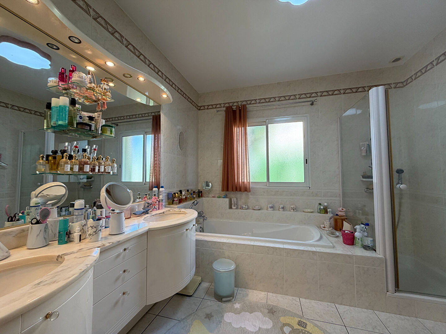 image
LES SABLES D'OLONNE - MAISON PLAIN PIED - 3 CHAMBRES - 157 M² - PISCINE