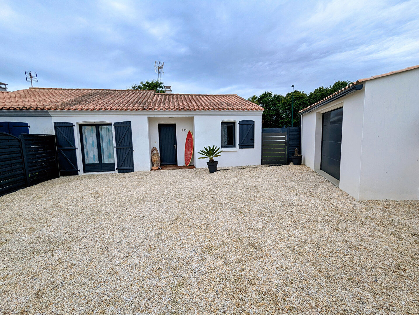 image 
TALMONT SAINT HILAIRE - MAISON - 2 CHAMBRES - 70 M²