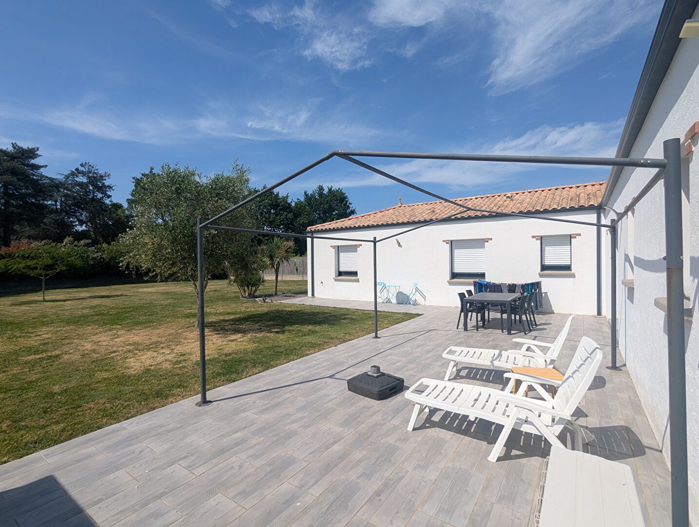 image 
POIROUX - MAISON - 3 CHAMBRES - 133 M²
