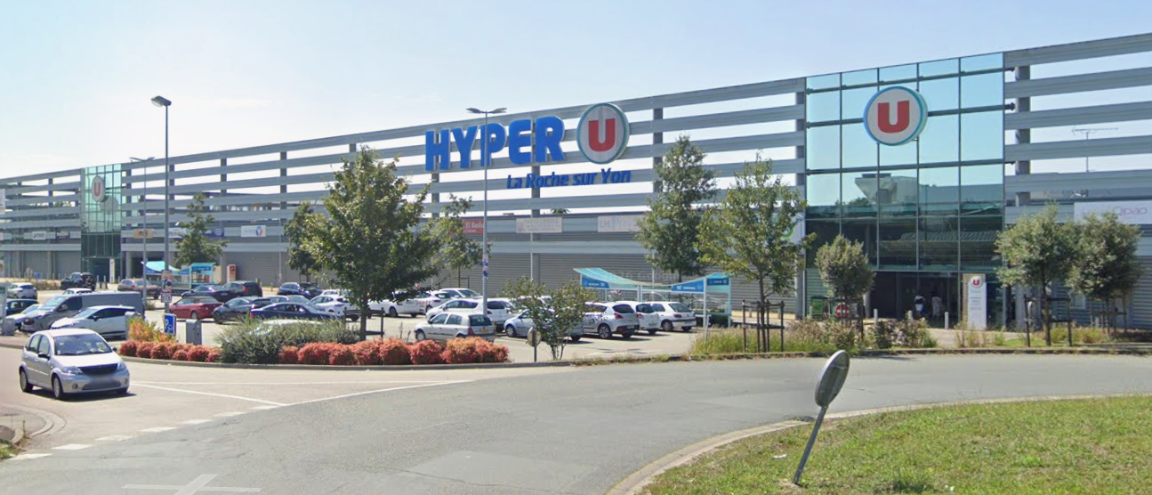 image
LA ROCHE SUR YON - LOCAL COMMERCIAL SOUS BAIL - HYPER U