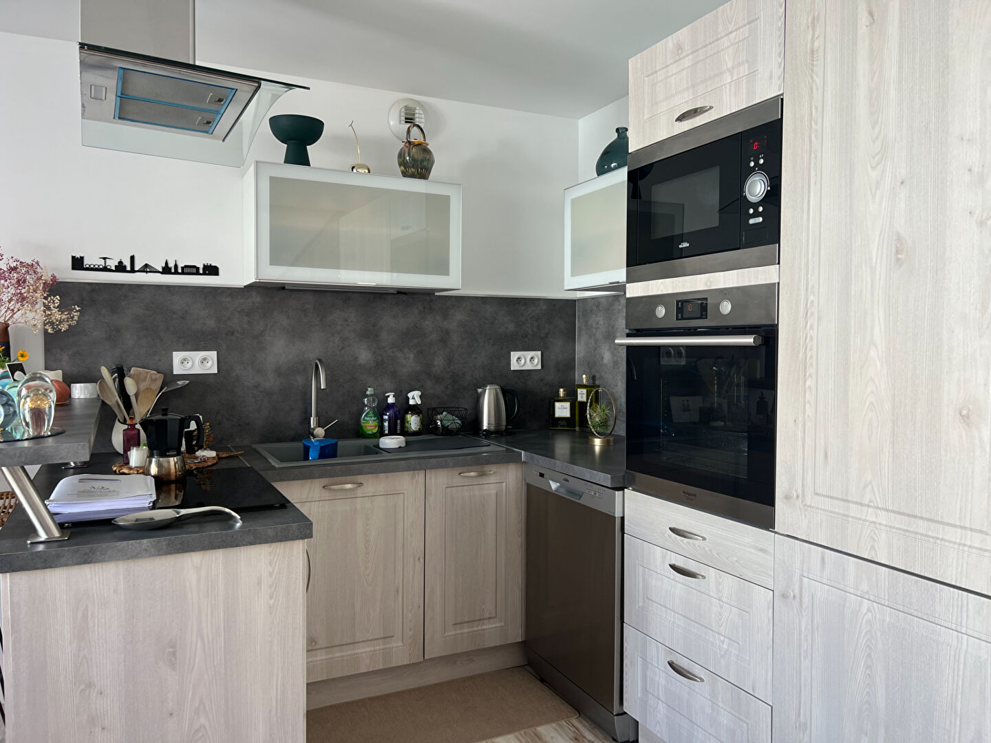 image
LES SABLES D'OLONNE - QUARTIER GARE - MAISON - 2 CHAMBRES - 60 m2