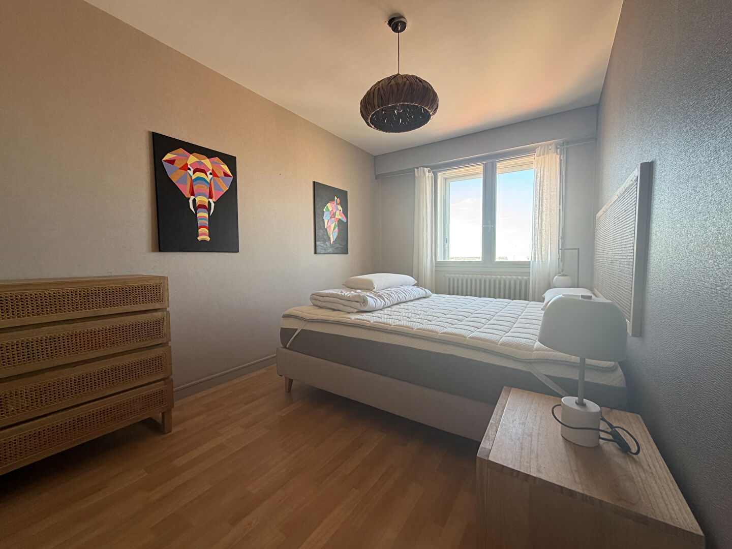 image
LES SABLES D'OLONNE - VUE MER - APPARTEMENT - 2 CHAMBRES - GARAGE