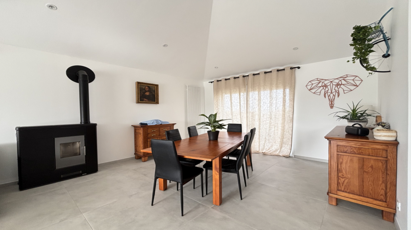 image
LA MOTHE ACHARD - MAISON FAMILIALE - 270 M² - 4 CHAMBRES