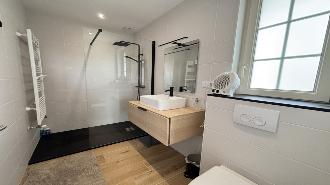 image
LA MOTHE ACHARD - MAISON FAMILIALE - 270 M² - 4 CHAMBRES