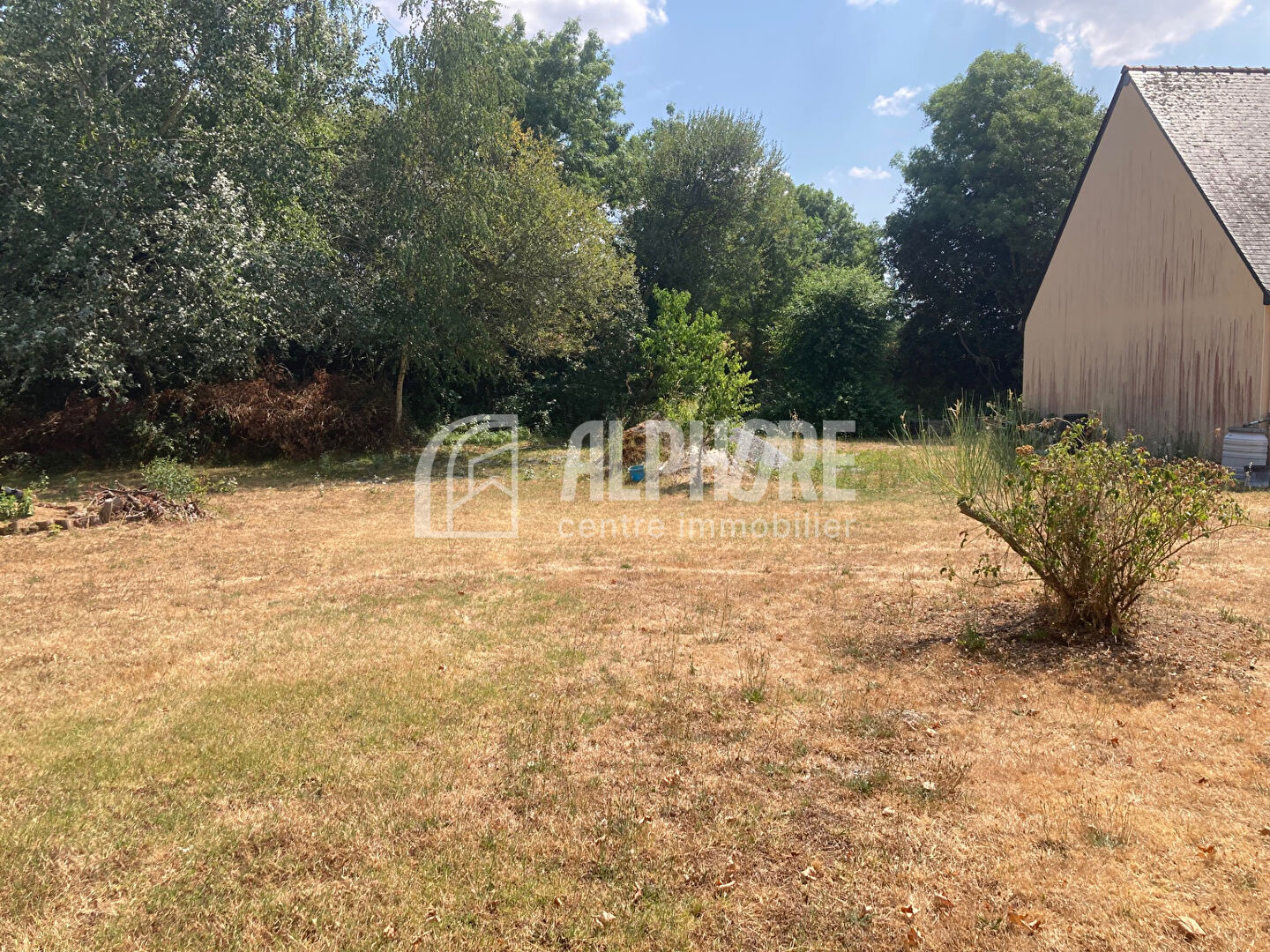 Proche gare Savenay terrain constructible 1000m2