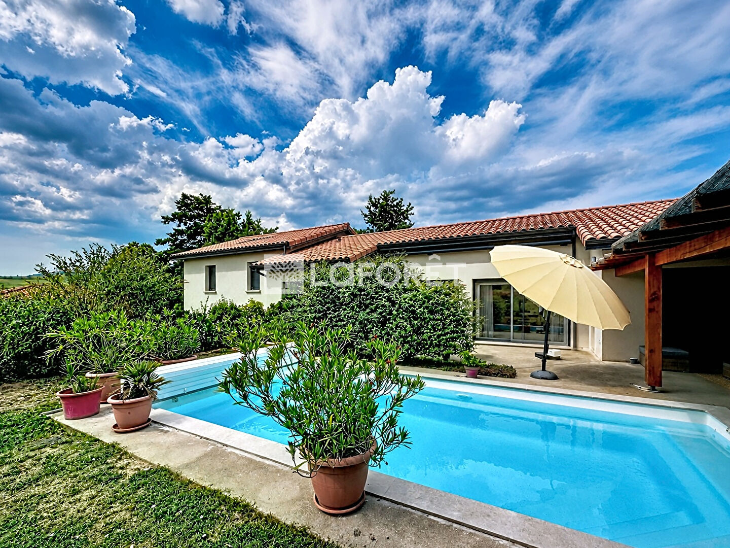Villa contemporaine 188 m² avec piscine ? 4 chambres + 2 bureaux ? Régnié-Durette