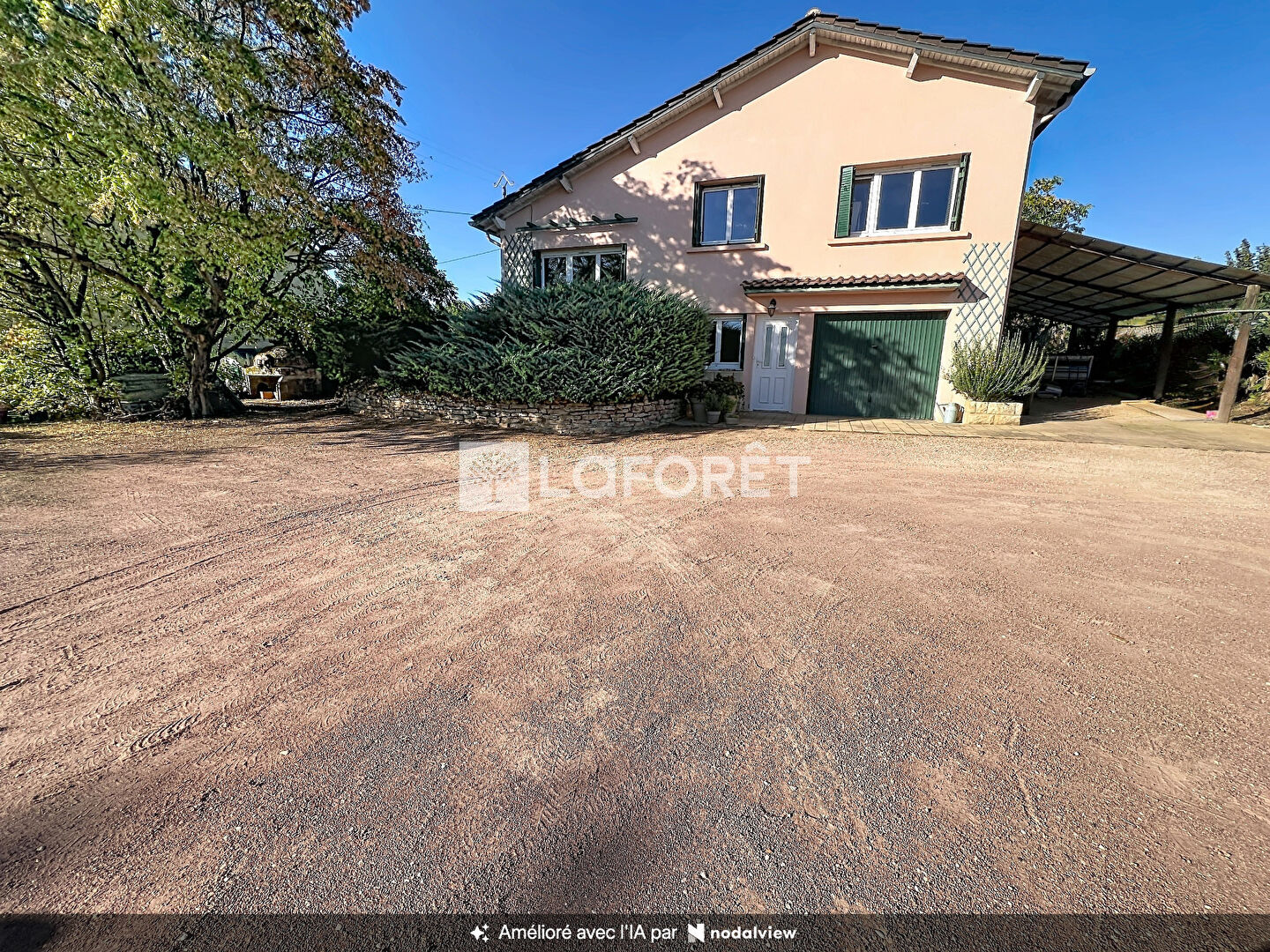 PRISSÉ Maison 110 m² - 4 chambres - Sous-sol -Terrain 2 544 m²