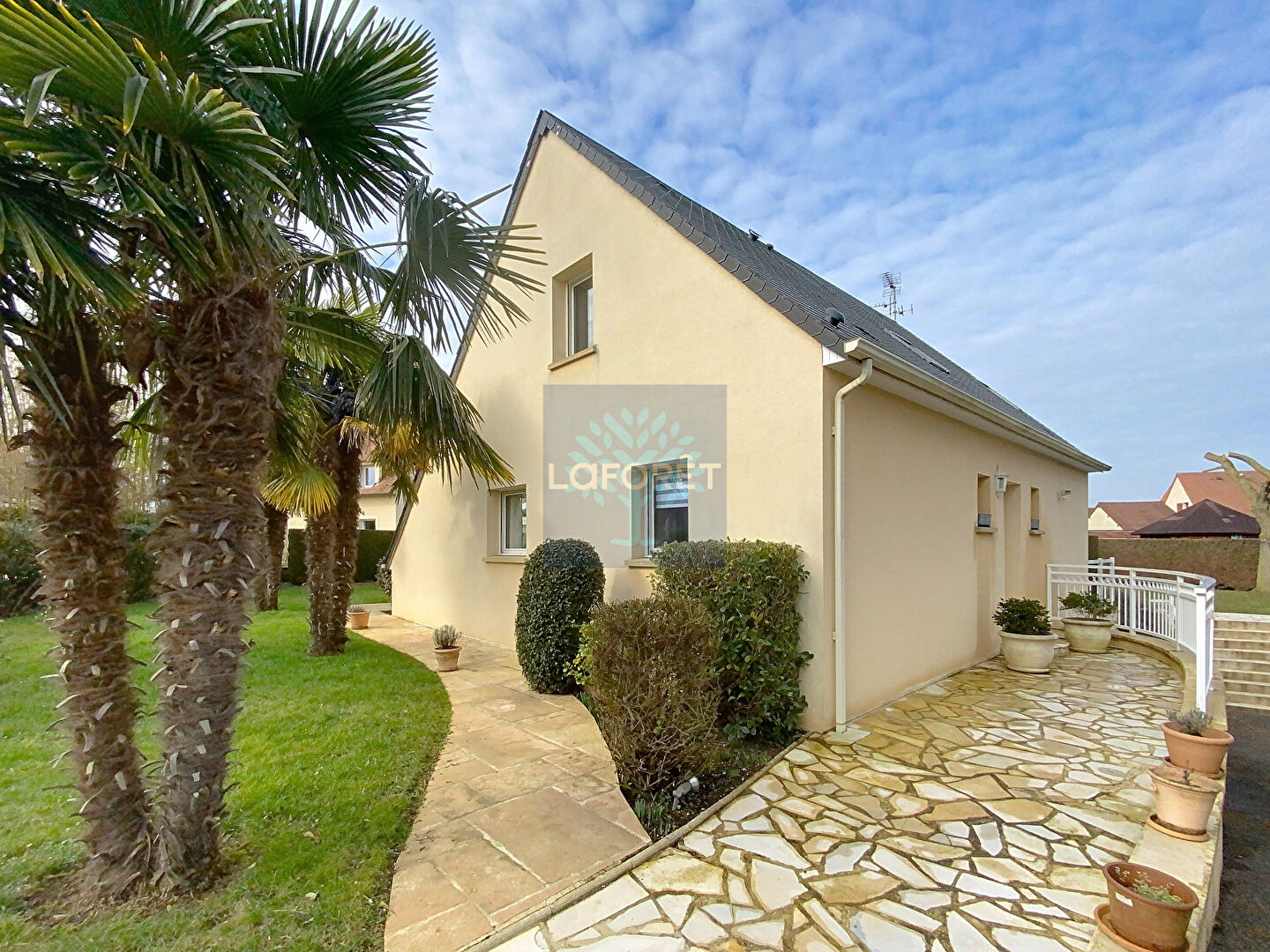 Maison Cairon 6 pièce(s) 147 m2